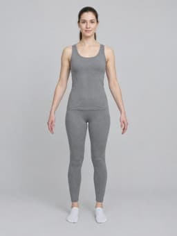 Example pose: full body, facing the camera